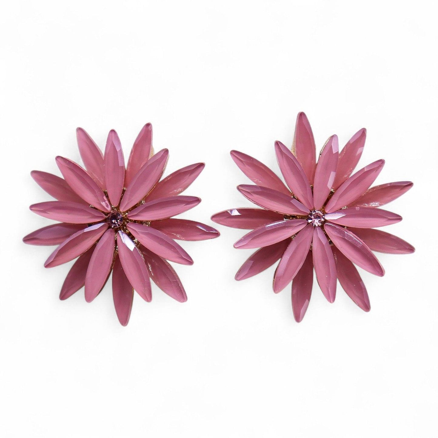 Nymph Aurora: Vintage Glass Flowers Earrings - Soft Pink