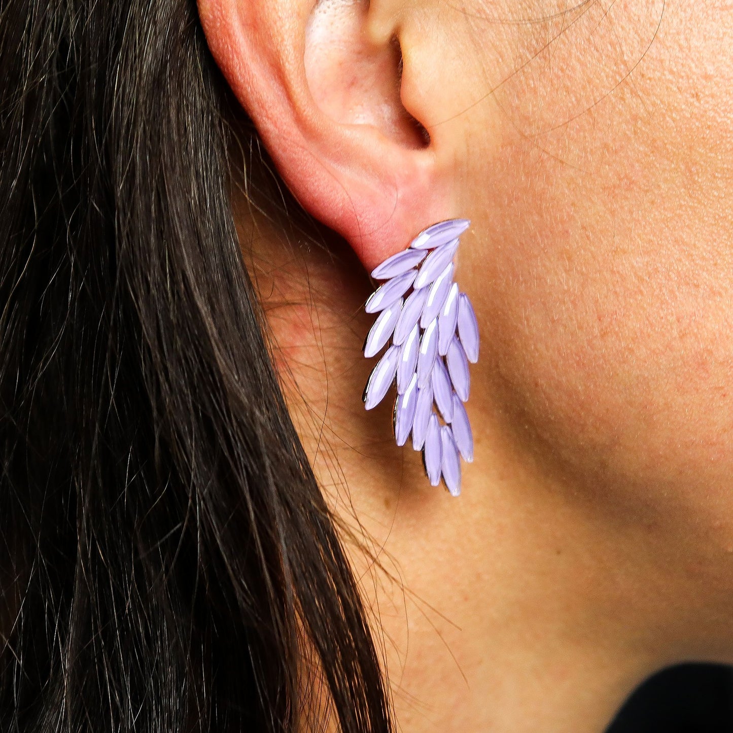 Nymph Aurora: Vintage Glass Angel Wings Earrings - Lavender