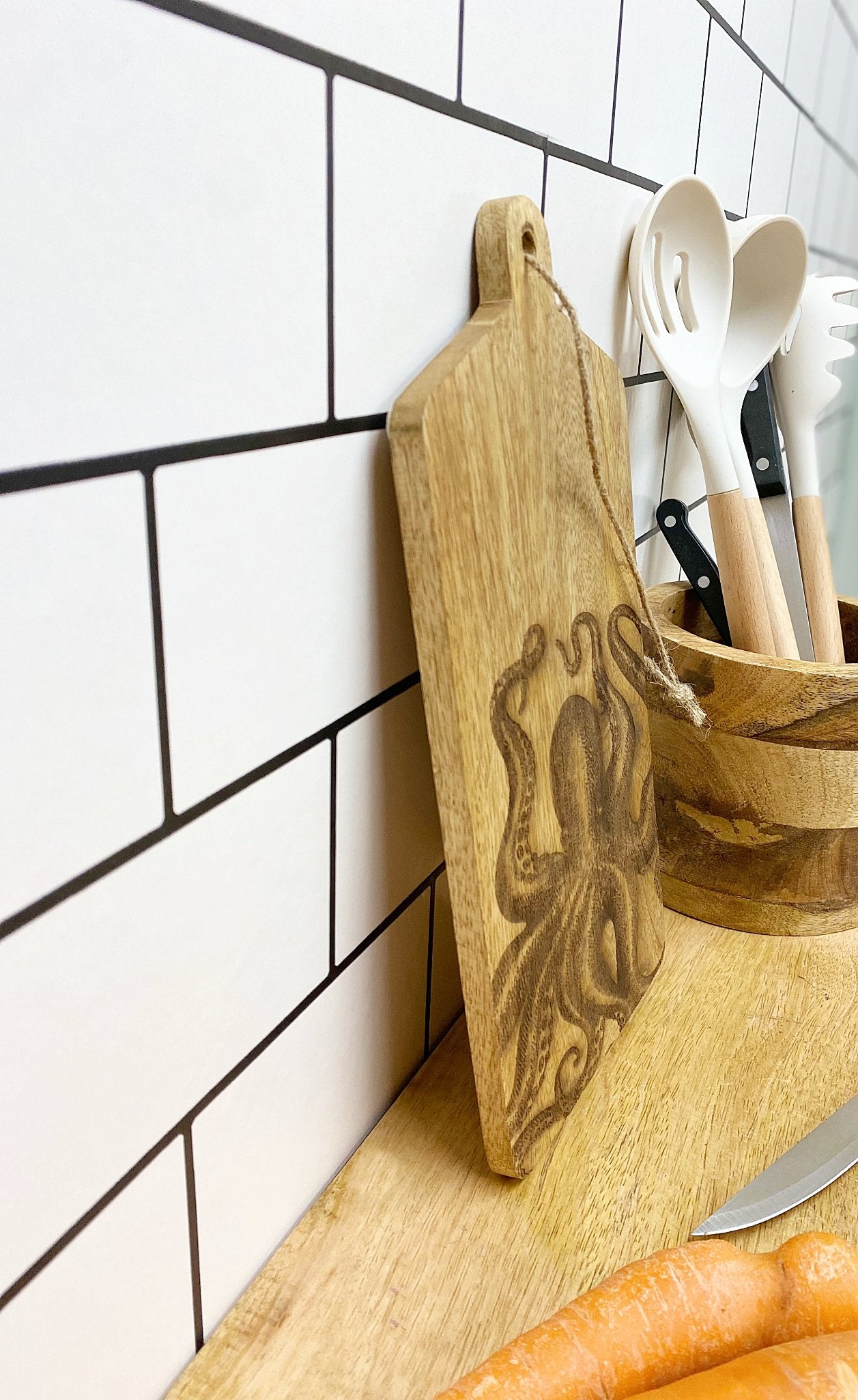 Engraved Wooden Cheese Board - Octopus Design
