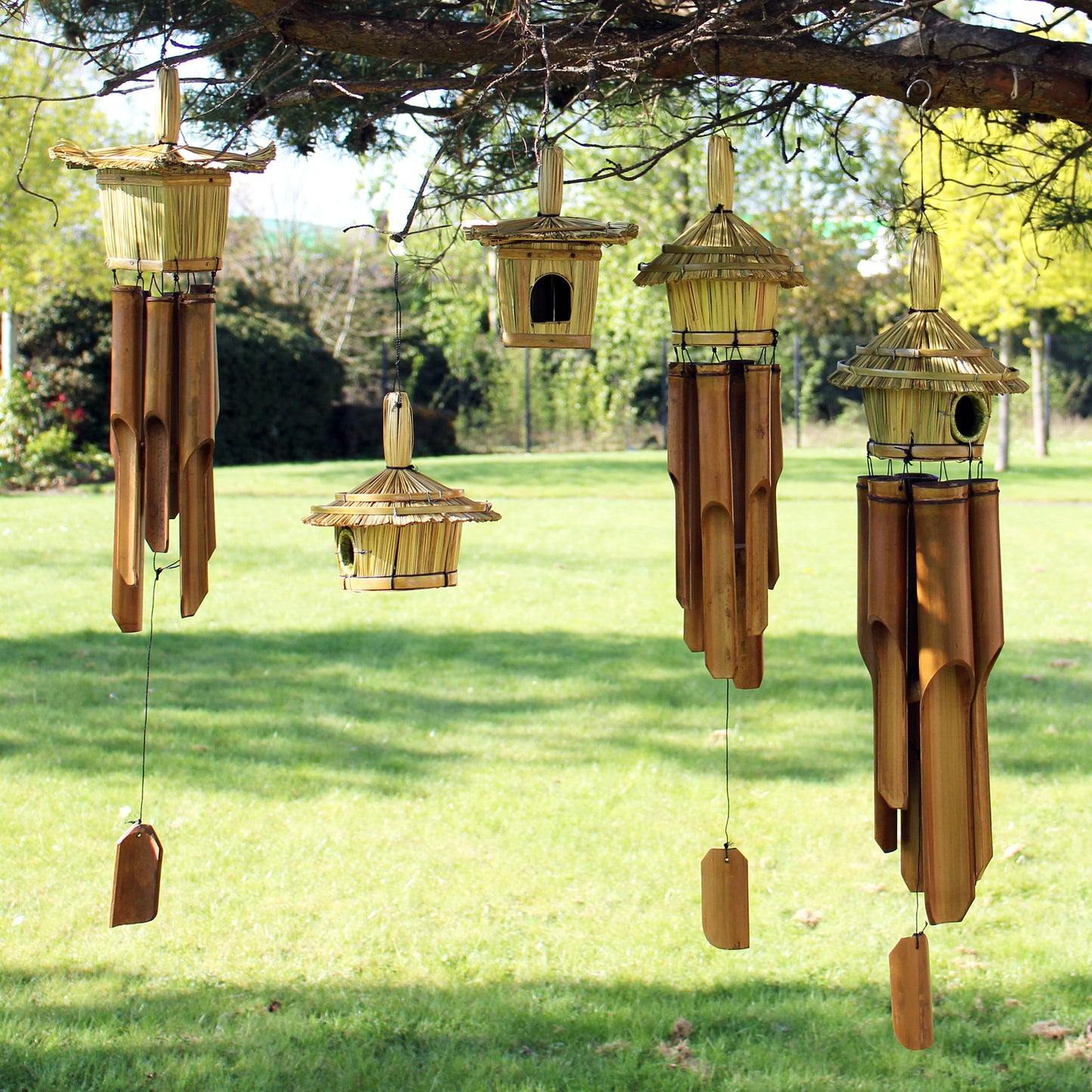 Round Seagrass Garden Bird Box with WInd Chimes - Small or Large Available