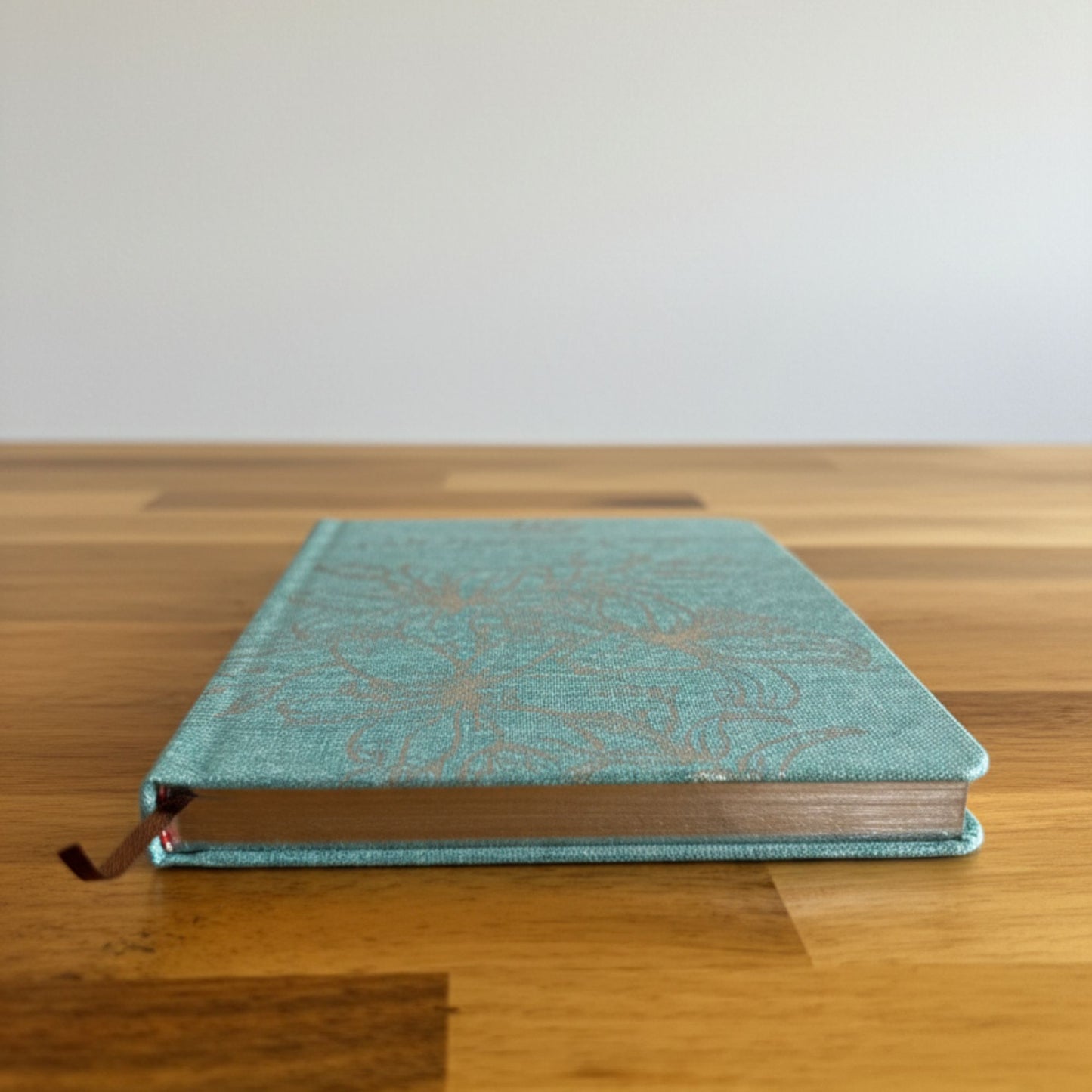 Blue Gratitude Journal with Silver Detailing - 'I am Thankful For' - 120 pages