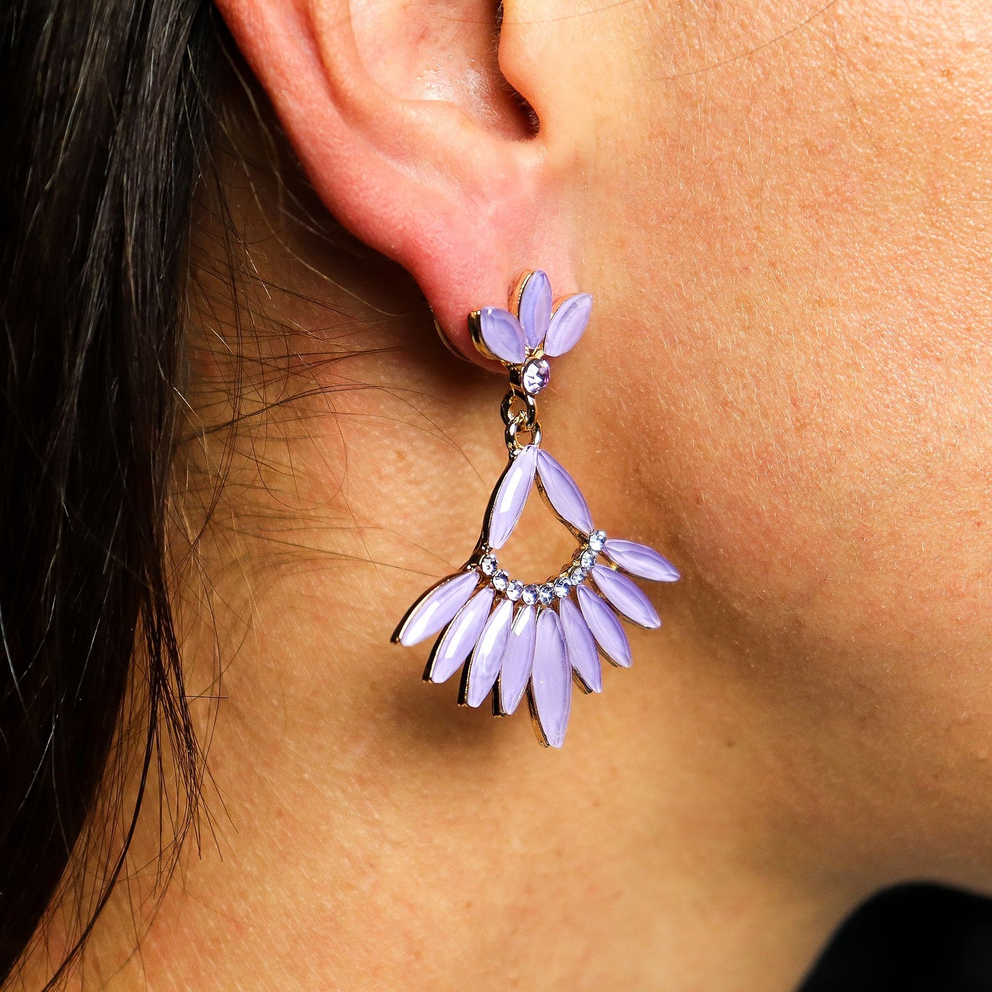 Nymph Aurora: Vintage Glass Long Drop Earrings - Lavender