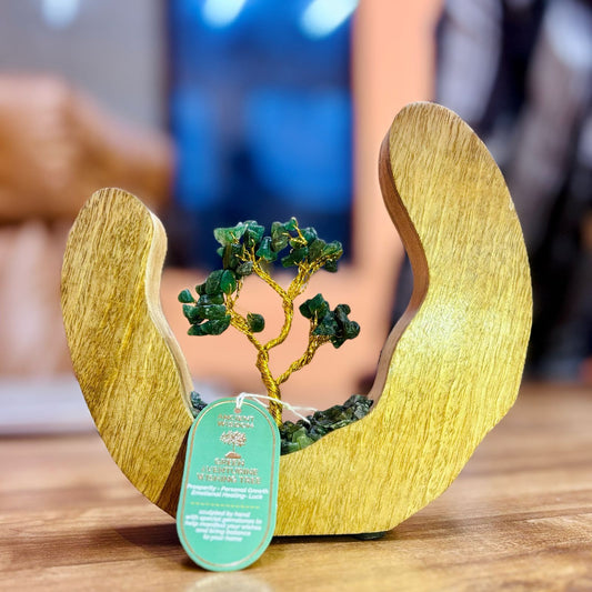 Green Aventurine Gemstone Tree Garden in a Mango Wood Open Ring - 60 chipstones