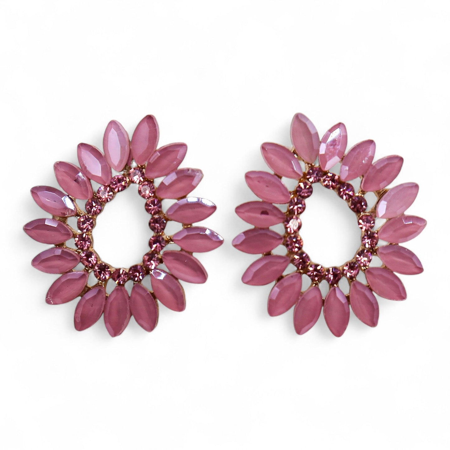 Nymph Aurora: Vintage Glass Loop Earrings - Soft Pink