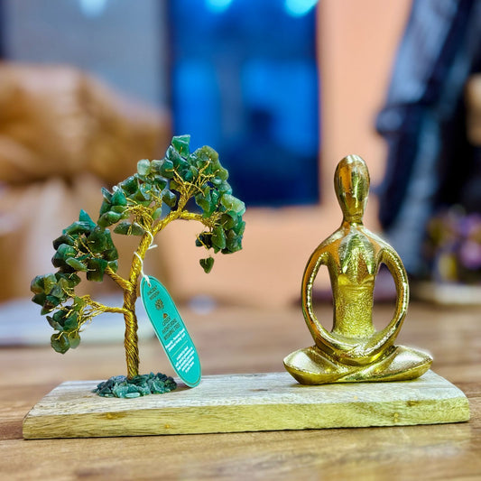 Green Aventurine Gemstone Yoga Garden - Padmasana Pose - includes 100 chipstones