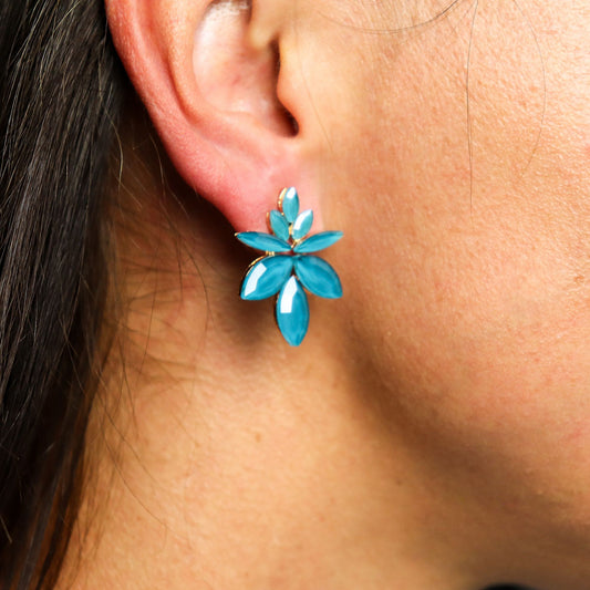 Nymph Aurora: Vintage Glass Flowers Earrings - Teal Green