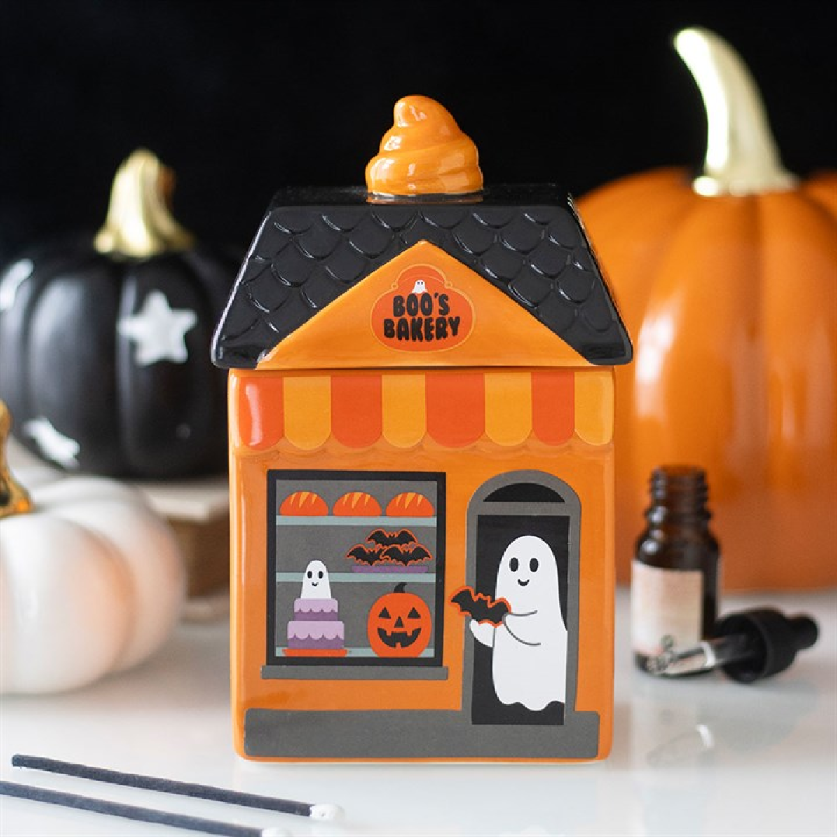 Boo's Bakery - Halloween Themed Oil Burner